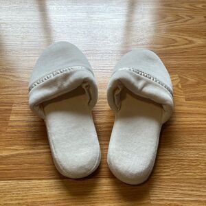 White VERY COMFY house slippers